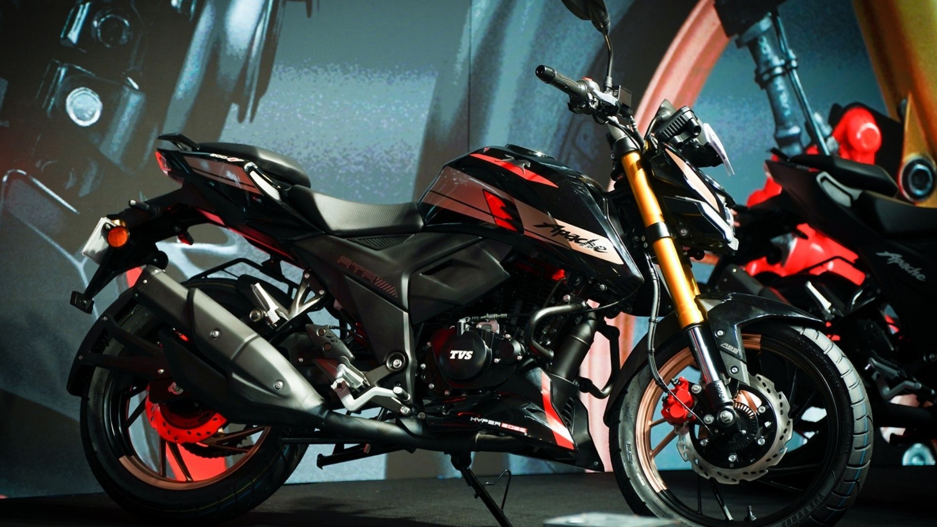 TVS Apache 20th Anniversary: New RTR 160 4V and RTR 200 4V Top Variants Launched